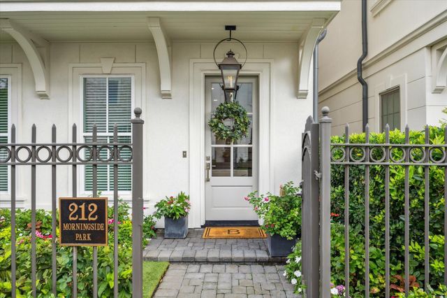 212 Morningside Park Street, Houston, TX 77024