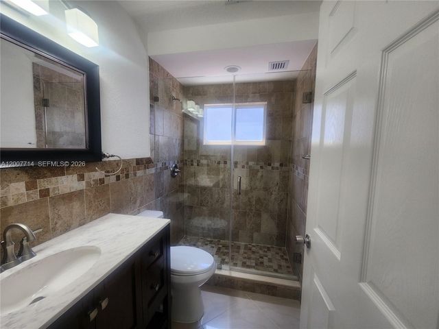 15412 SW 177th Ter, Miami, FL 33187