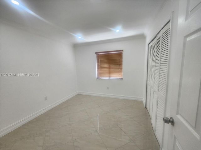 15412 SW 177th Ter, Miami, FL 33187