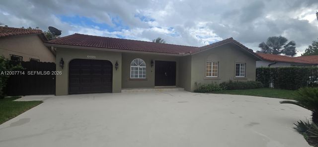 15412 SW 177th Ter, Miami, FL 33187