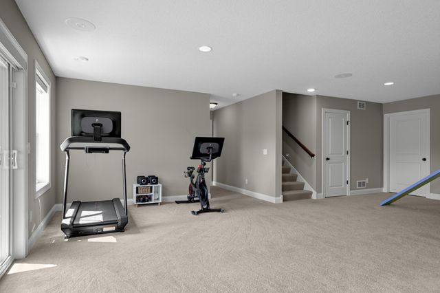 4690 165th Street W, Lakeville, MN 55044