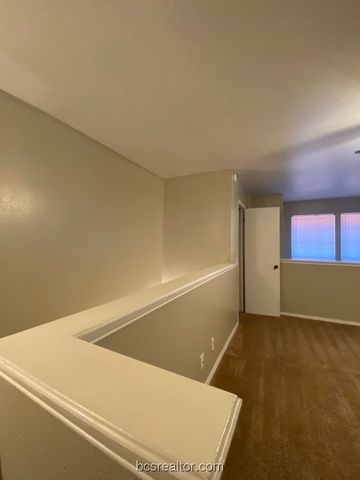 1305 West Villa Maria Road B106, Bryan, TX 77801