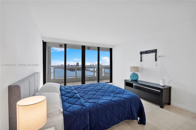 1717 N Bayshore Dr A-1733, Miami, FL 33132