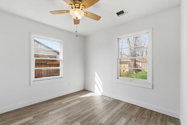 2701 N Litchfield Ave, Wichita, KS 67204