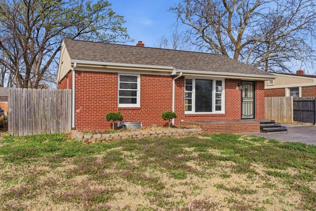 2701 N Litchfield Ave, Wichita, KS 67204