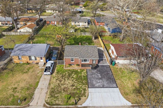 2701 N Litchfield Ave, Wichita, KS 67204