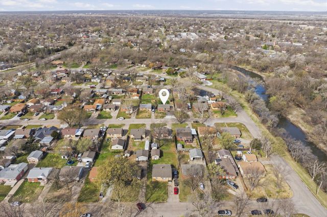 2701 N Litchfield Ave, Wichita, KS 67204