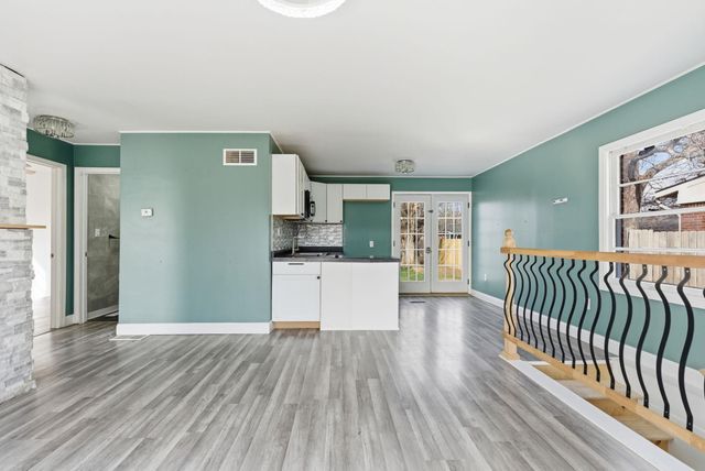 2701 N Litchfield Ave, Wichita, KS 67204