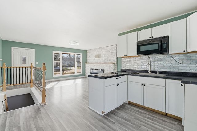 2701 N Litchfield Ave, Wichita, KS 67204