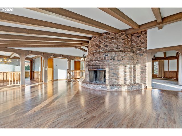 2014 Nw OCEANIA Dr, Waldport, OR 97394