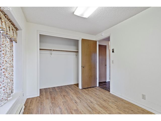 2014 Nw OCEANIA Dr, Waldport, OR 97394