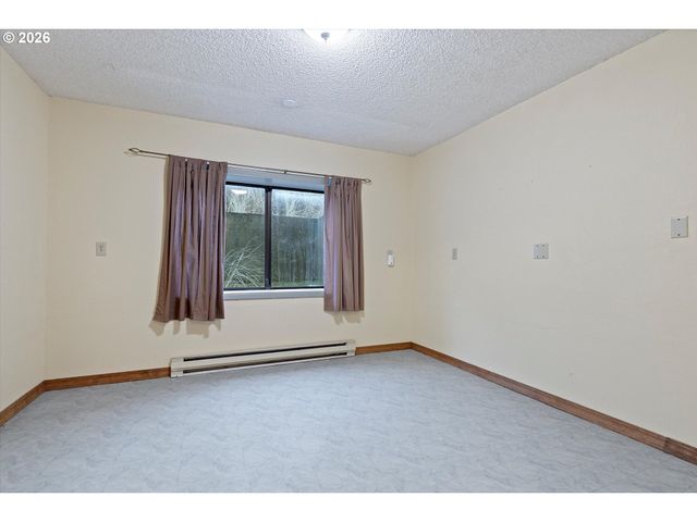 2014 Nw OCEANIA Dr, Waldport, OR 97394