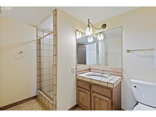 2014 Nw OCEANIA Dr, Waldport, OR 97394