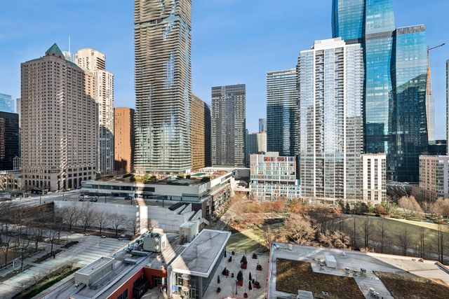 340 E Randolph Street 1102, Chicago, IL 60601