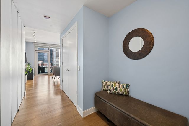 340 E Randolph Street 1102, Chicago, IL 60601