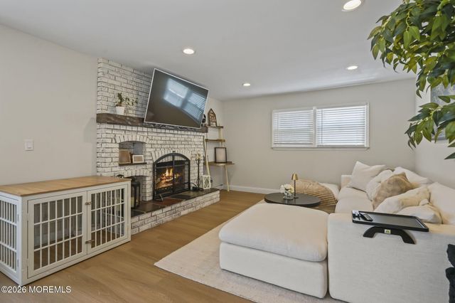 12 Evelyn Terrace, South Amboy, NJ 08879