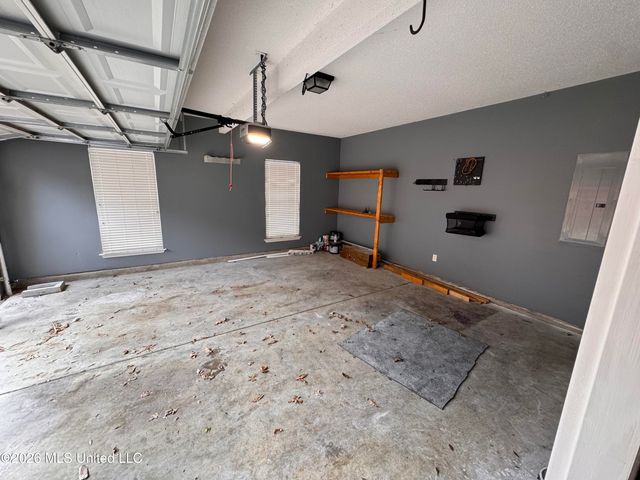 593 N Classic Drive, Hernando, MS 38632