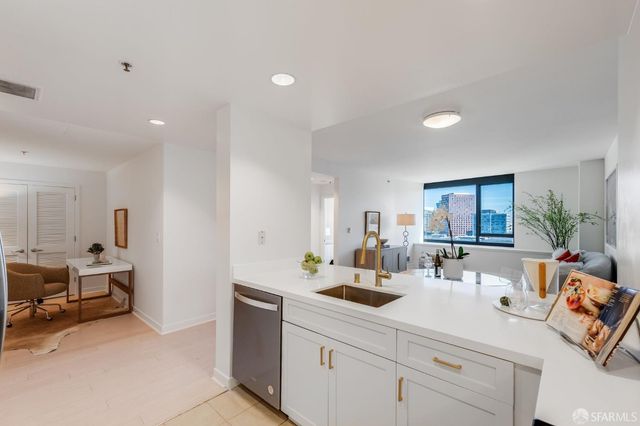 260 King Street 1307, San Francisco, CA 94107