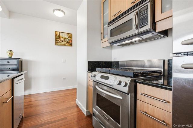 107-24 71st Road 7B, Forest Hills, NY 11375