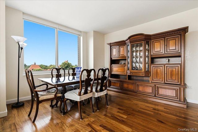 107-24 71st Road 7B, Forest Hills, NY 11375