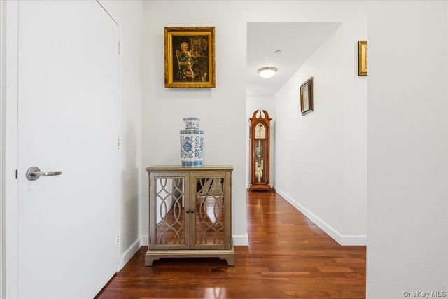107-24 71st Road 7B, Forest Hills, NY 11375