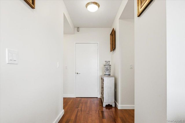 107-24 71st Road 7B, Forest Hills, NY 11375