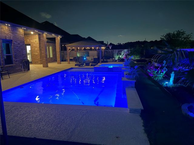 18603 Spellman Ridge Drive, Tomball, TX 77377