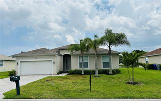 6075 46th Ln, Vero Beach, FL 32967