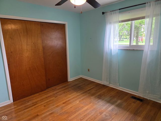 2104 W Orchard Drive, Fortville, IN 46040