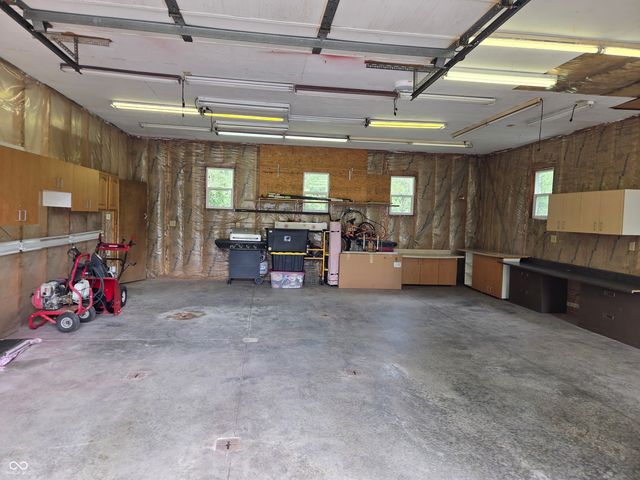 2104 W Orchard Drive, Fortville, IN 46040