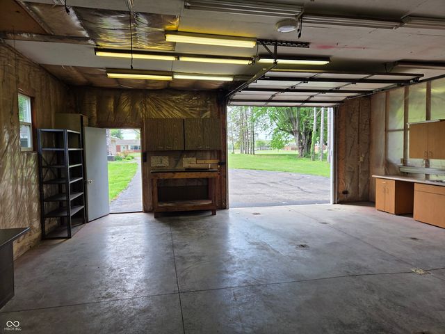 2104 W Orchard Drive, Fortville, IN 46040