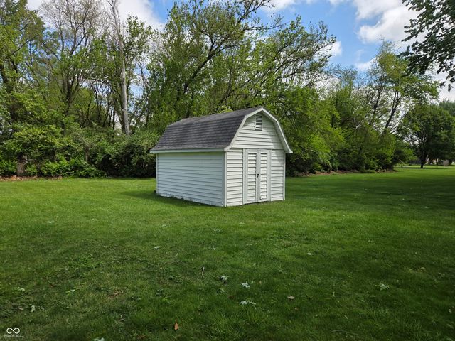 2104 W Orchard Drive, Fortville, IN 46040