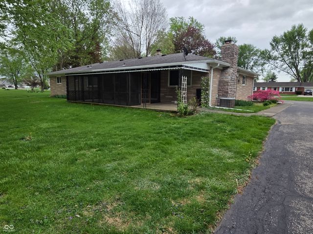 2104 W Orchard Drive, Fortville, IN 46040