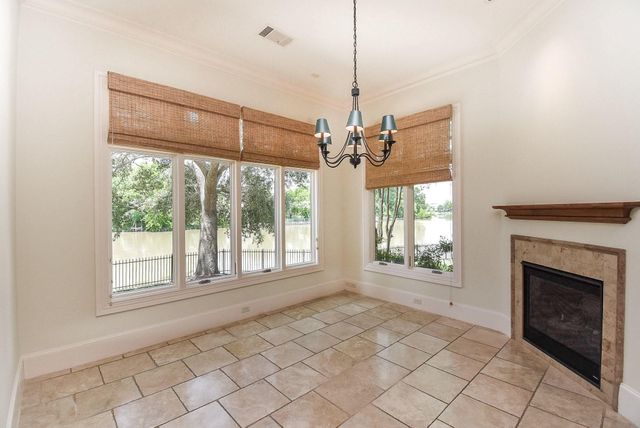 15710 Creek Bend Drive, Sugar Land, TX 77478