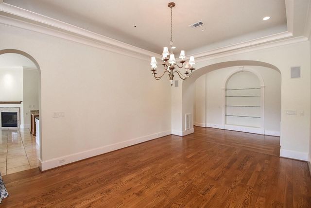 15710 Creek Bend Drive, Sugar Land, TX 77478