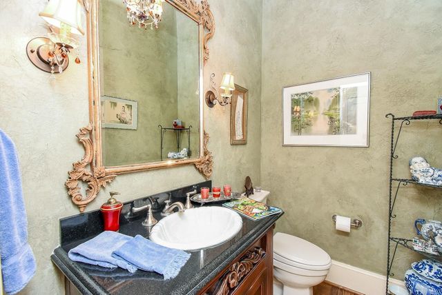 15710 Creek Bend Drive, Sugar Land, TX 77478