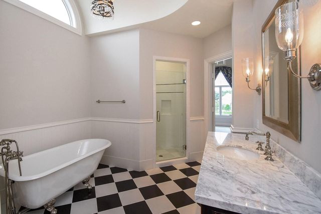 15710 Creek Bend Drive, Sugar Land, TX 77478