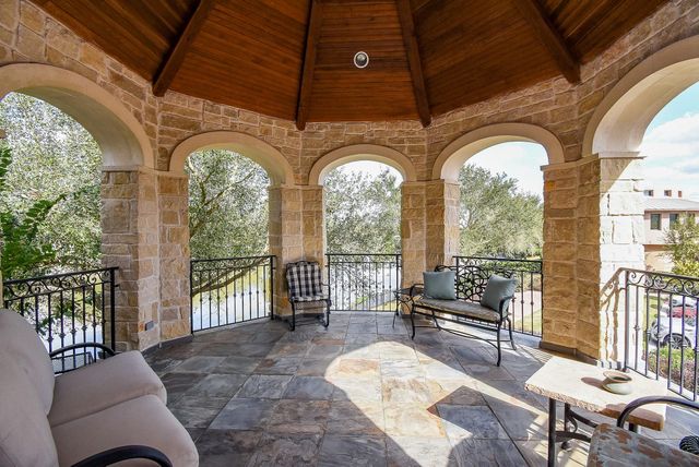 15710 Creek Bend Drive, Sugar Land, TX 77478