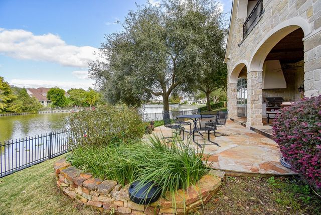 15710 Creek Bend Drive, Sugar Land, TX 77478