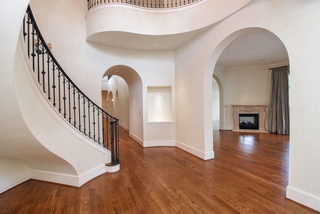 15710 Creek Bend Drive, Sugar Land, TX 77478