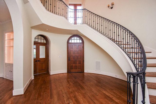 15710 Creek Bend Drive, Sugar Land, TX 77478