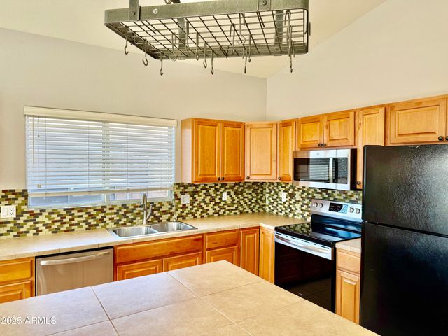 4747 E DESERT WIND Drive, Phoenix, AZ 85044