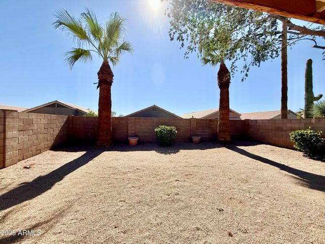 4747 E DESERT WIND Drive, Phoenix, AZ 85044