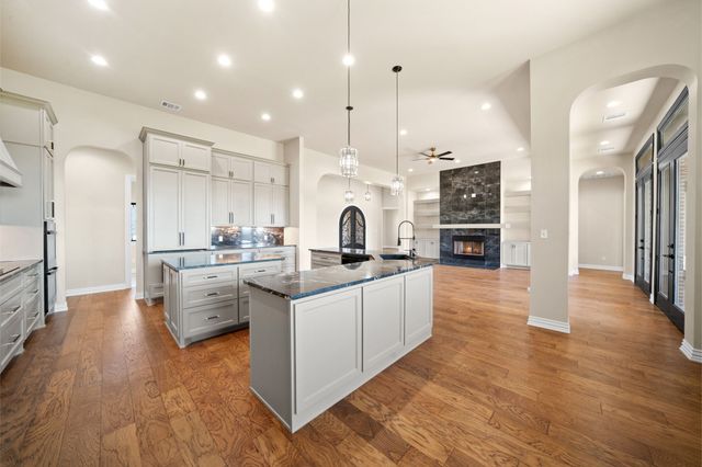 1341 Greycrest Terrace, Midlothian, TX 76065