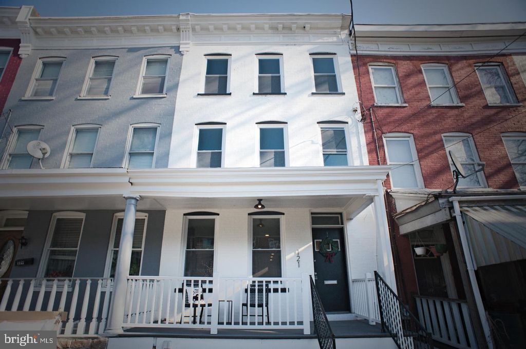 121 S MARSHALL ST, Lancaster, PA 17602