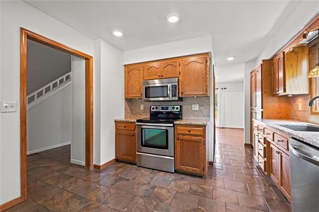 1204 Chadwick Court, Lawrence, KS 66049