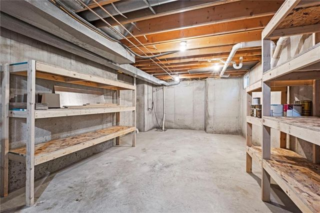 1204 Chadwick Court, Lawrence, KS 66049