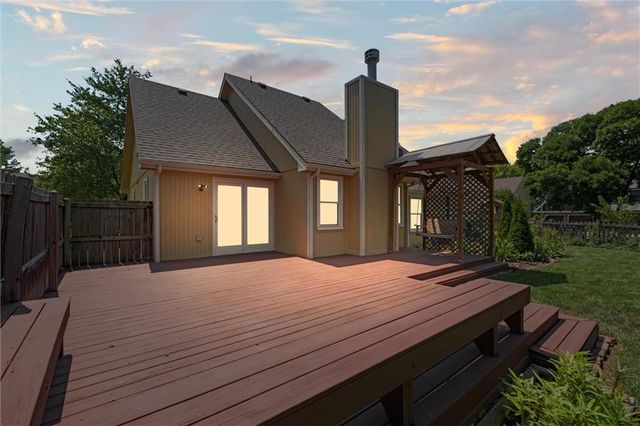 1204 Chadwick Court, Lawrence, KS 66049