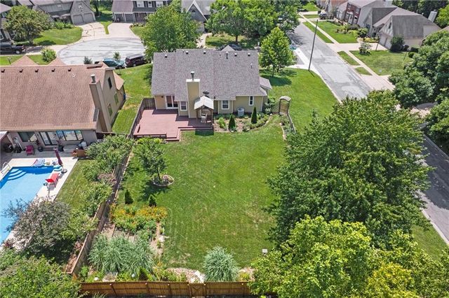 1204 Chadwick Court, Lawrence, KS 66049