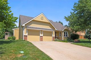 1204 Chadwick Court, Lawrence, KS 66049
